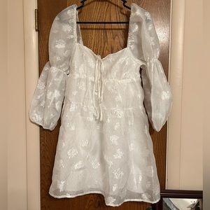 Short Storia Sheer Longsleeve Floral Dress